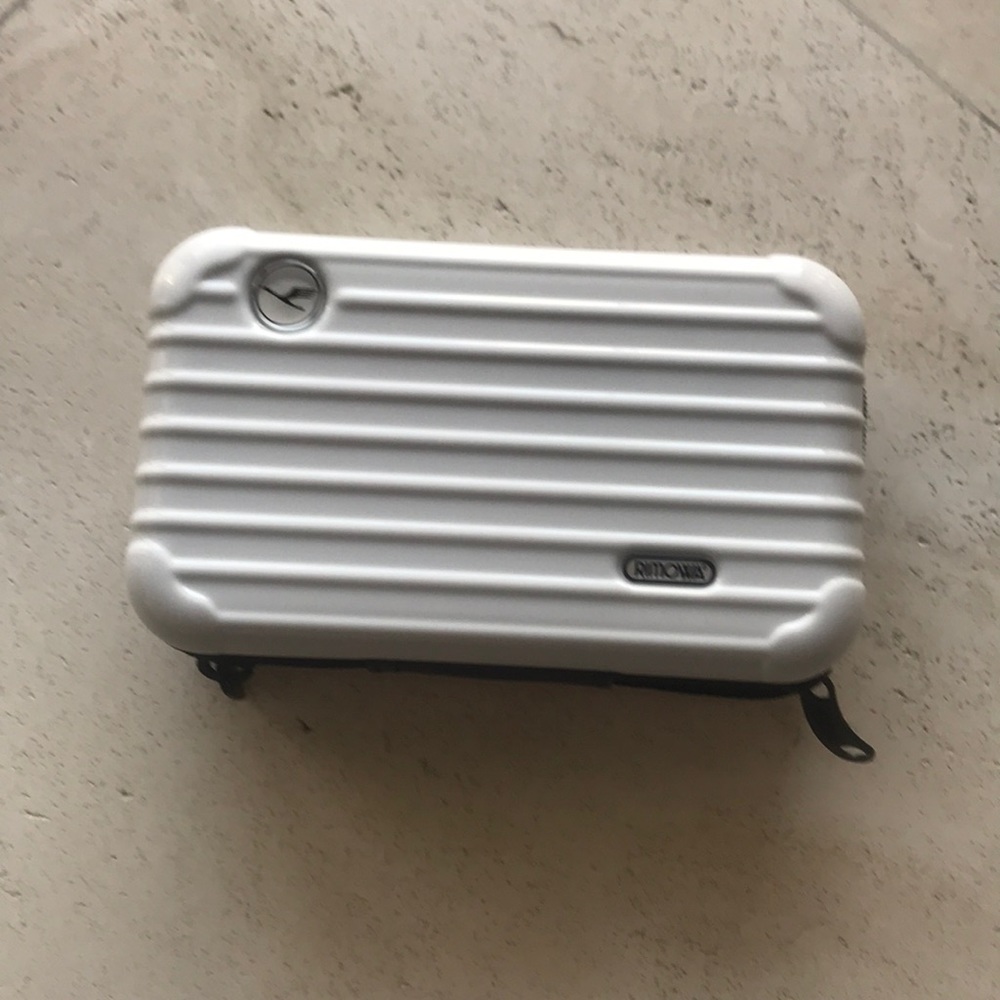 White Rimowa  Cosmetics Bag